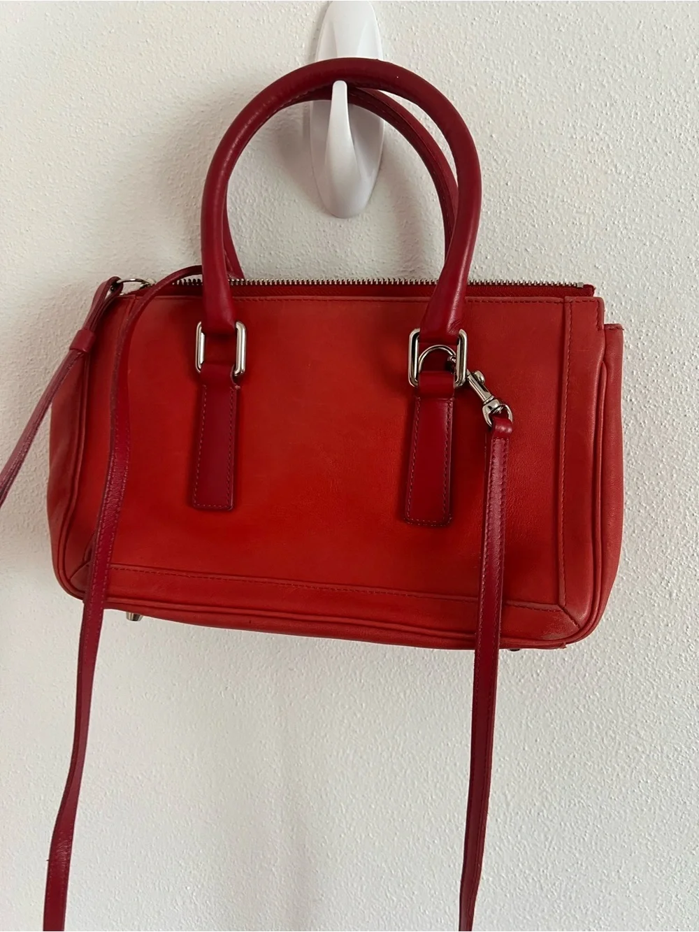 COACH Vintage Bonnie’s Legacy Glovetanned Leather Crossbody Bag 9421 Red